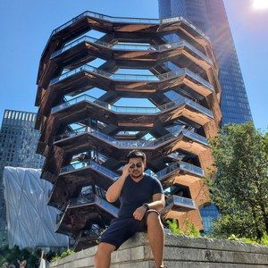 Meet your Posher, Vincent albert